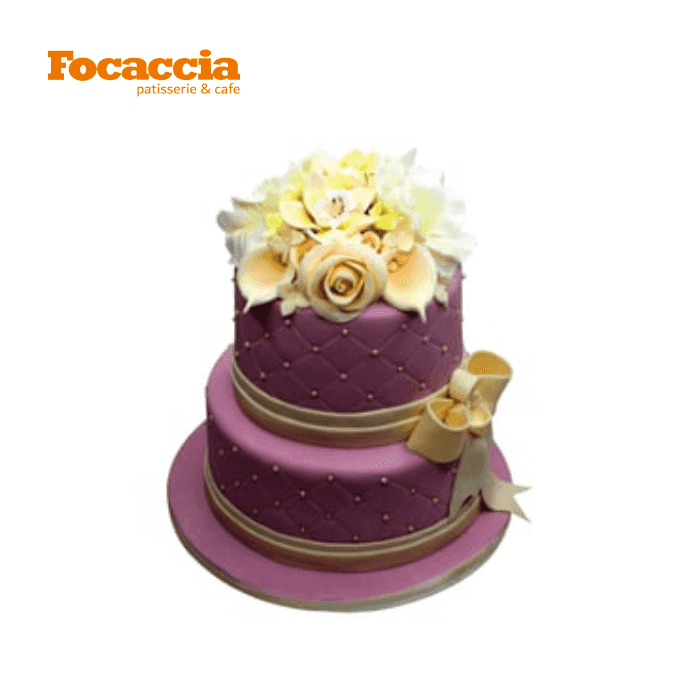 Elegante Hochzeitstorte mit Blumen-Dekor